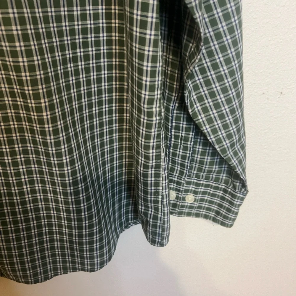 Saddlebred Green and white plaid Casual Button Down Shirt. Collared long sleeve - Picture 4 of 5